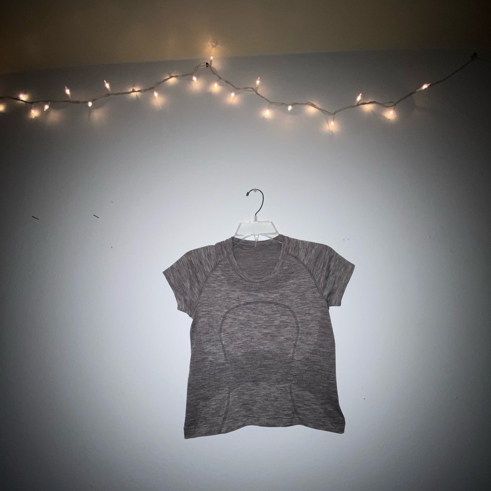 Lululemon Swiftly Tech Shortsleeve